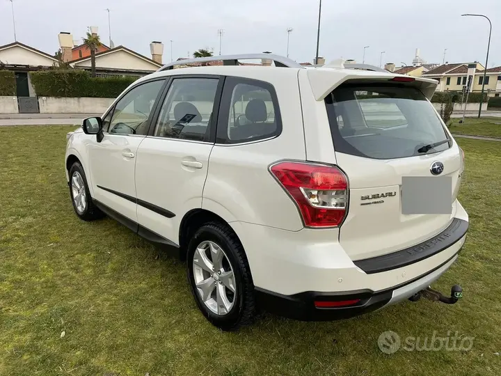 Subaru Forester 2015 photo 4