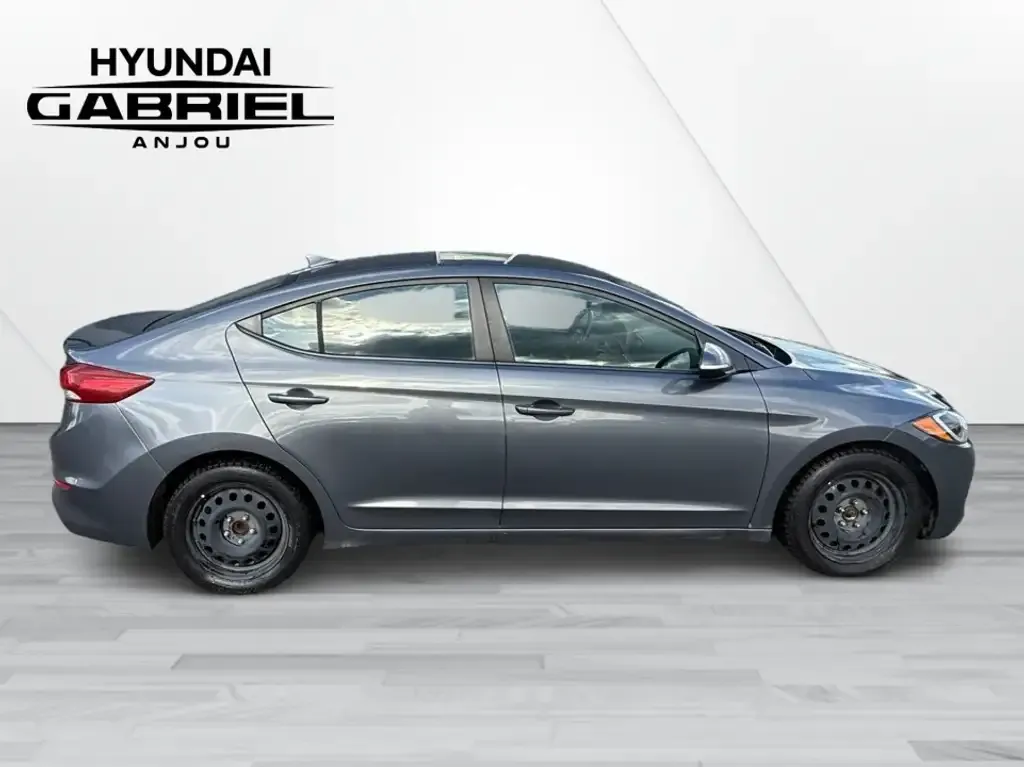 Hyundai Elantra 2017 photo 3
