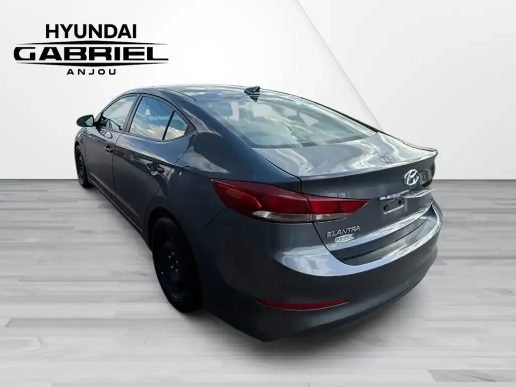 Hyundai Elantra 2017 photo 5
