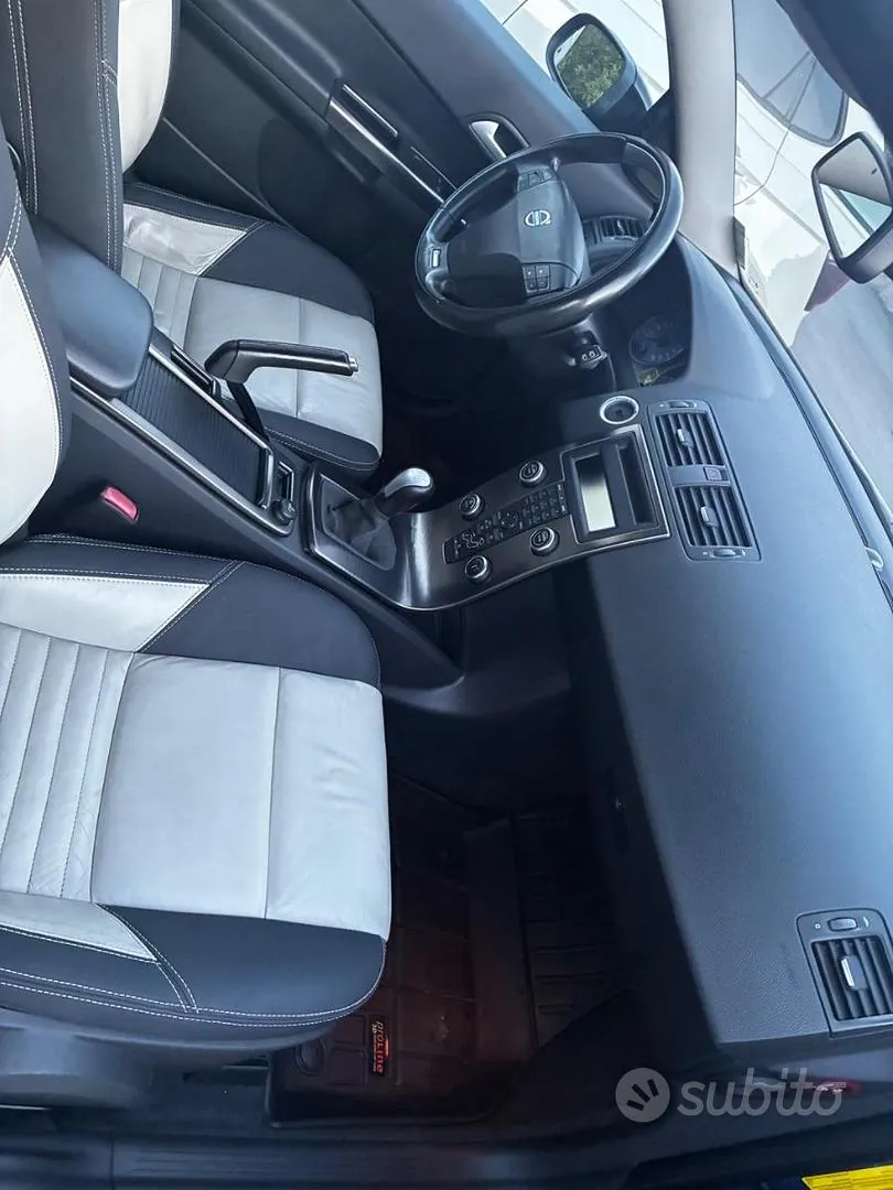 Volvo C30 2008 photo 2