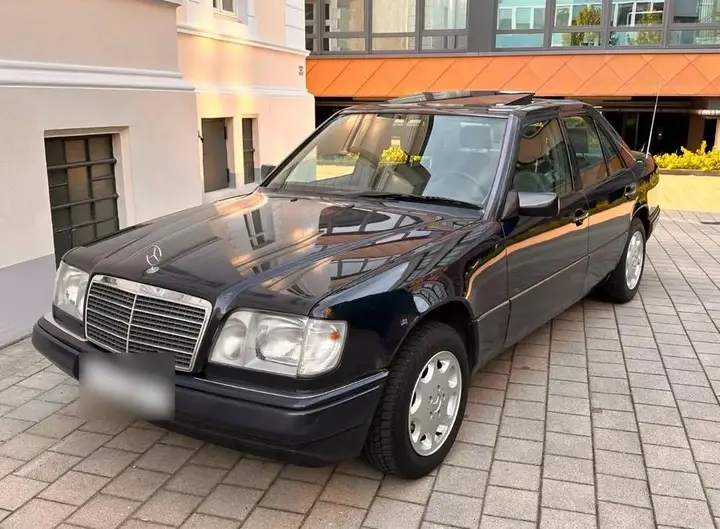 Mercedes-Benz E 280