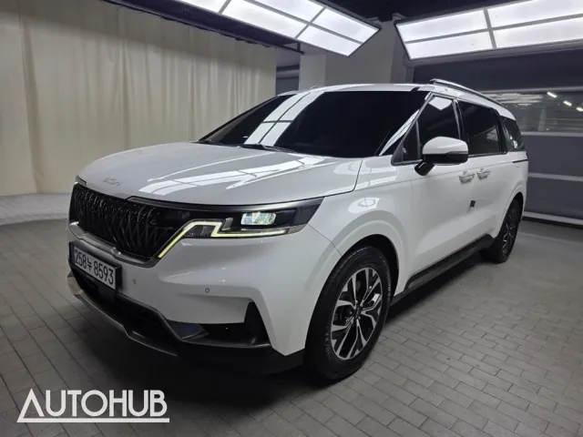 Kia Carnival 2022 photo 2