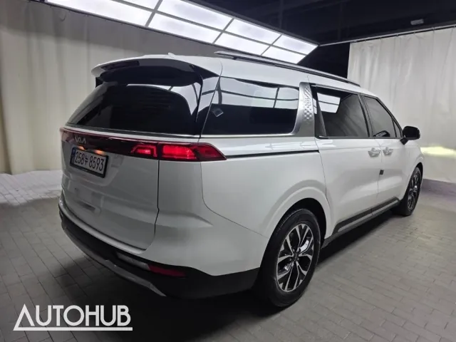 Kia Carnival 2022 photo 4