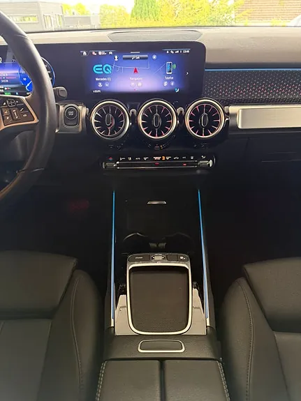 Mercedes-Benz Eqb300 2026 photo 3