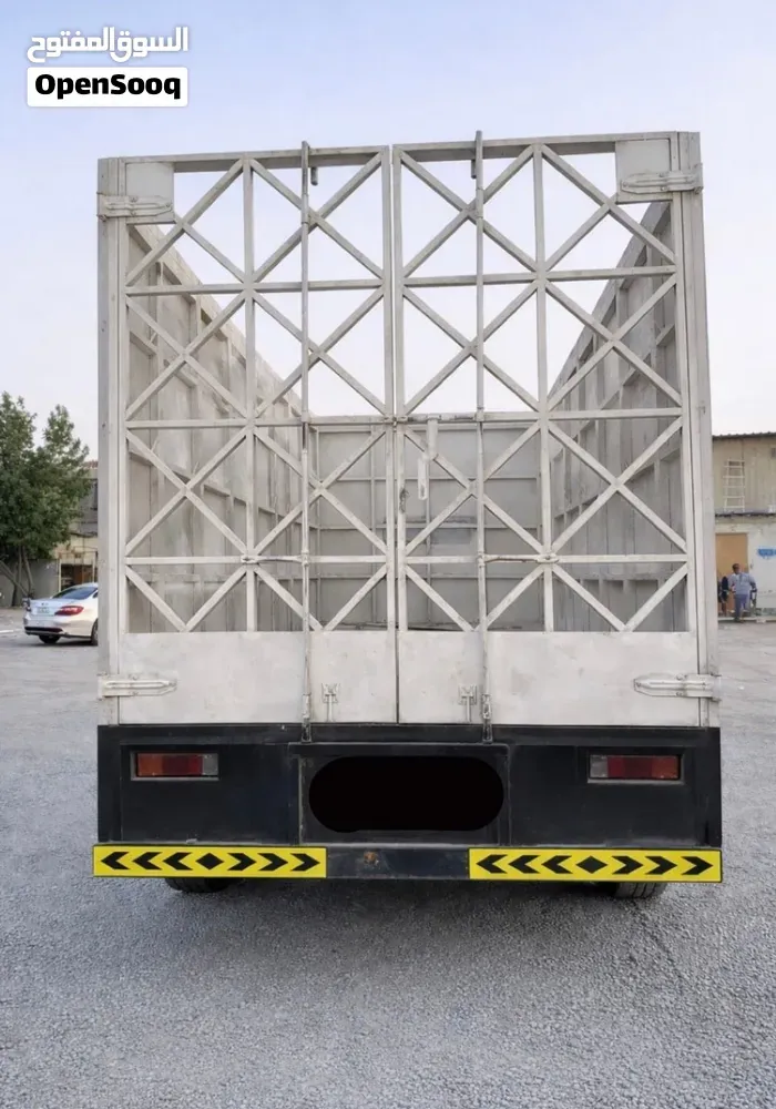 Mitsubishi Canter 2017 photo 3