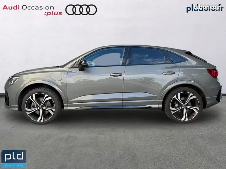 Audi Q3 2023 photo 2