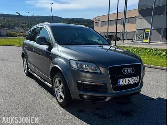 Audi Q7 2008 photo 2