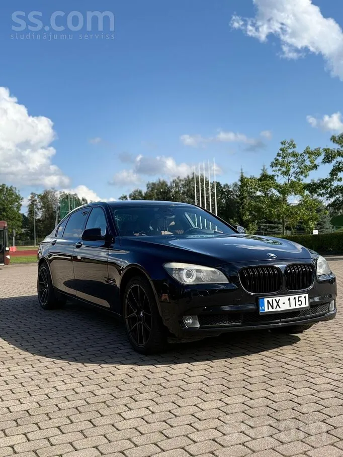 BMW 730 2010 photo 3