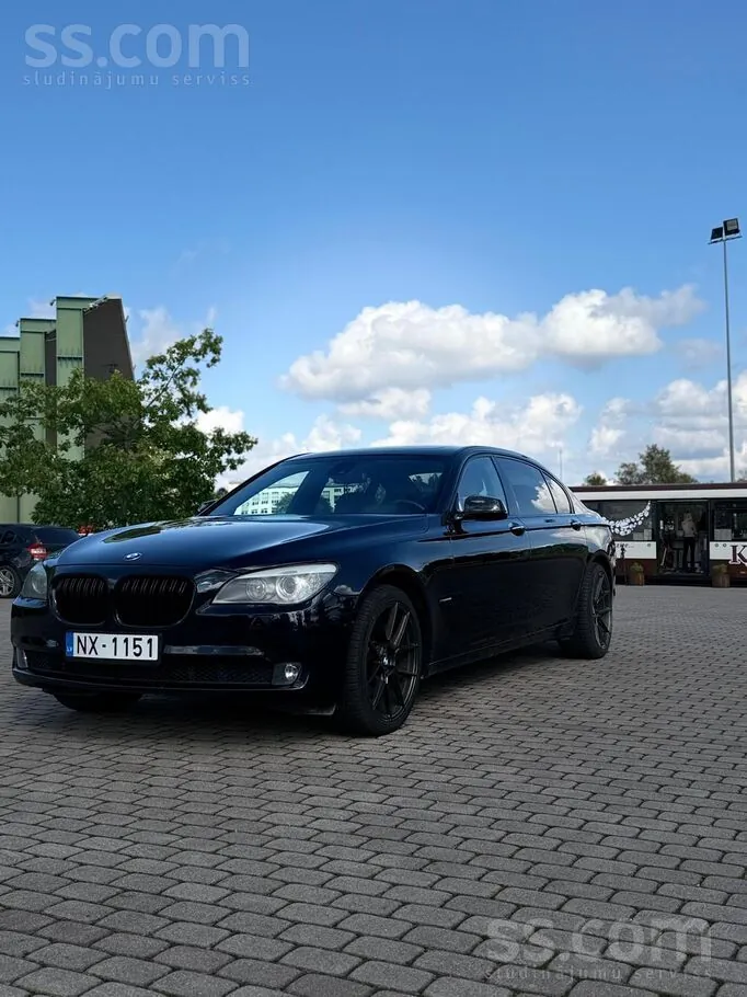 BMW 730 2010 photo 5