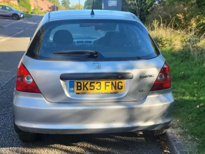Honda Civic 2003 photo 4