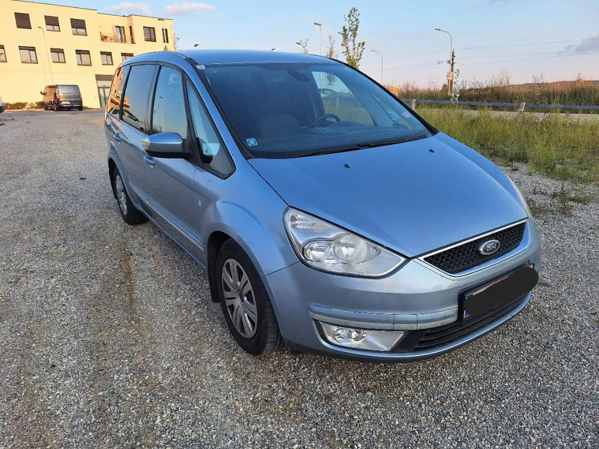 Ford Galaxy 2007 photo 2
