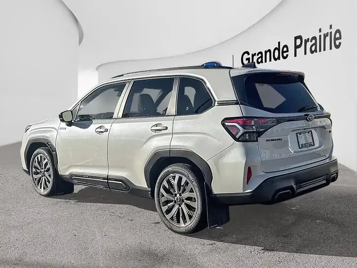 Subaru Forester 2026 photo 3