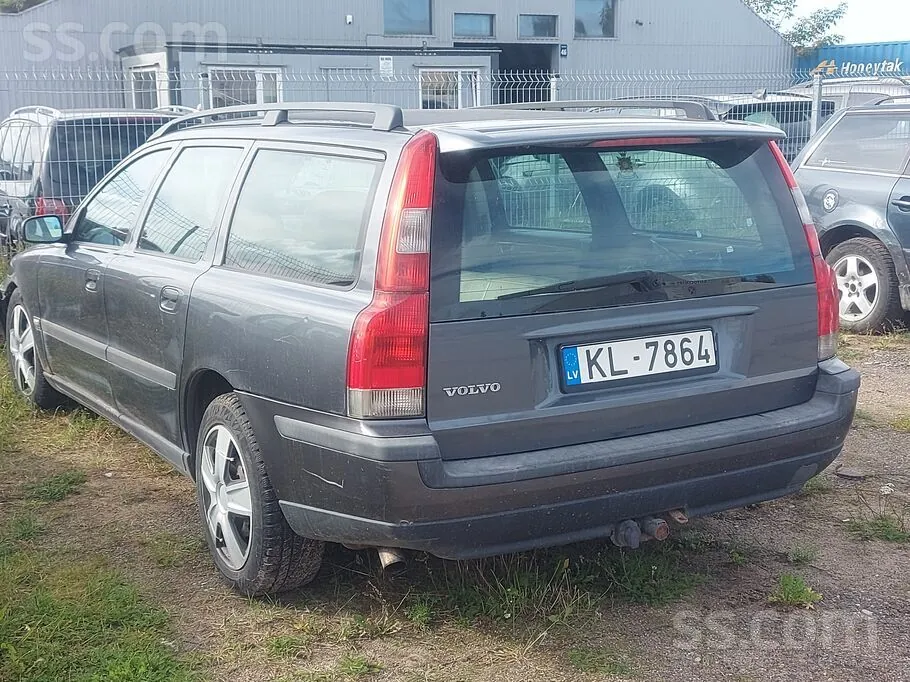 Volvo V70