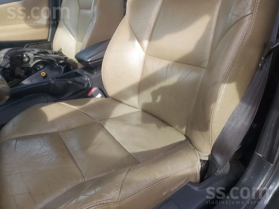 Volvo V70 2003 photo 3