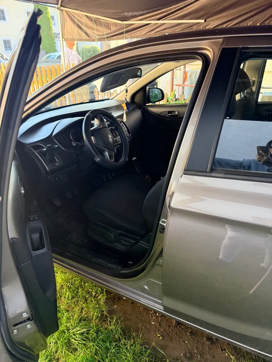Hyundai I20
