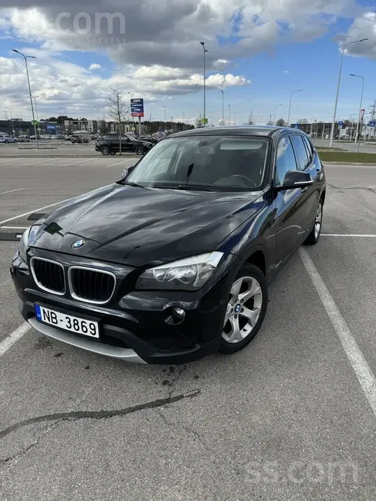 BMW X1 2013 photo 2