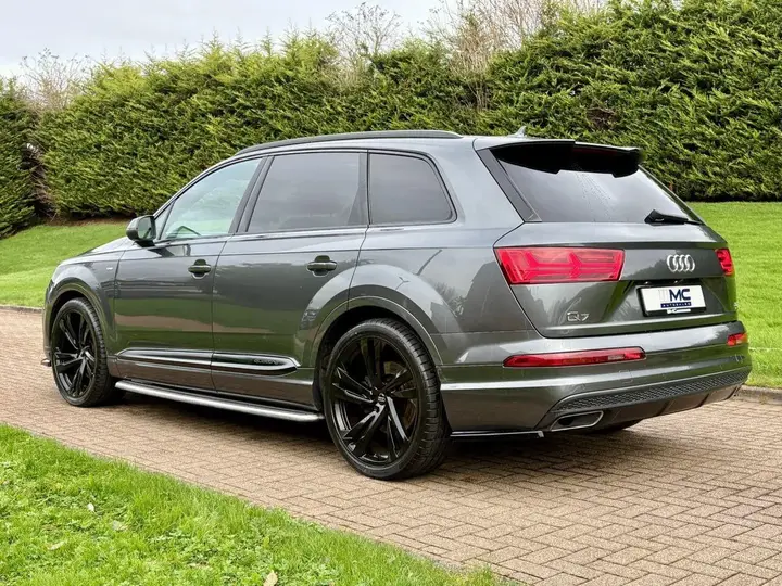 Audi Q7 2019 photo 4
