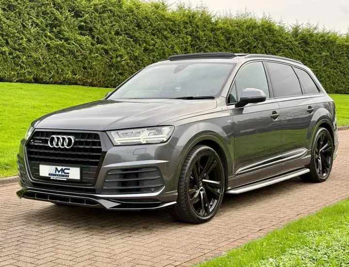 Audi Q7 2019 photo 2
