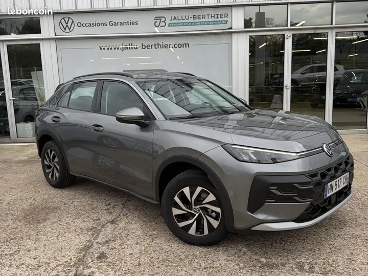 Volkswagen T-Roc 2026 photo 2