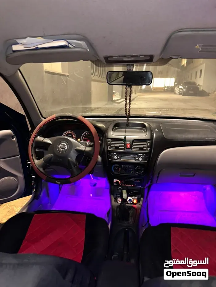 Nissan Almera 2004 photo 4