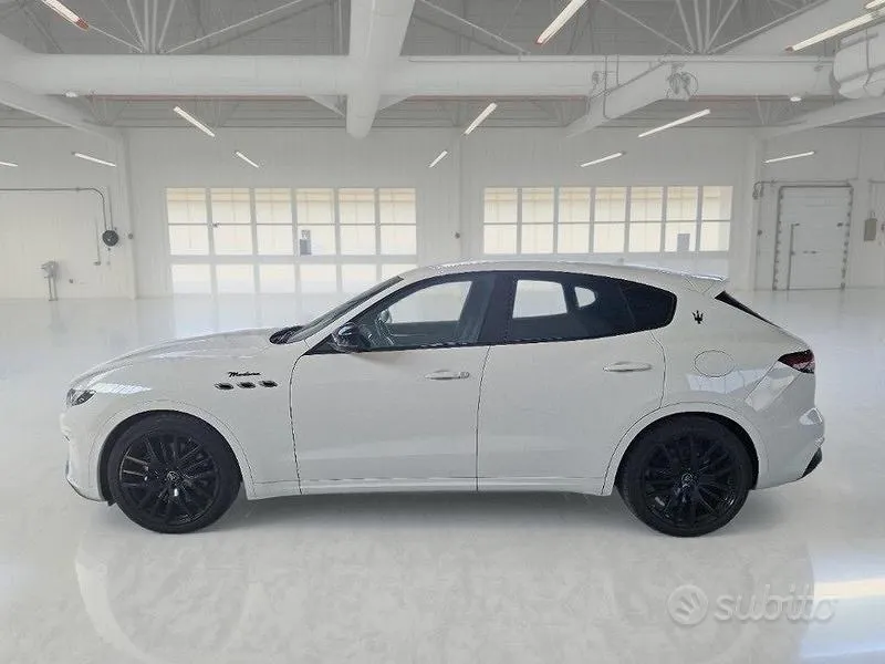 Maserati Levante 2024 photo 5