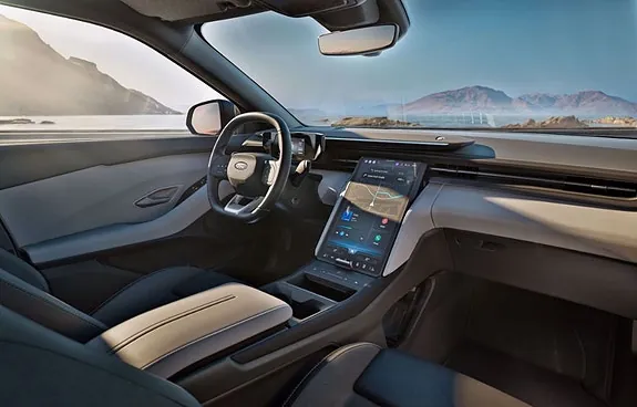 Ford Explorer 2026 photo 4