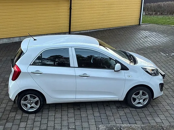 Kia Picanto 2013 photo 5