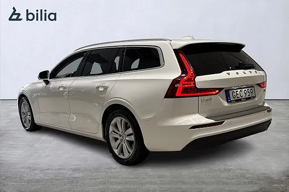 Volvo V60 2019 photo 2