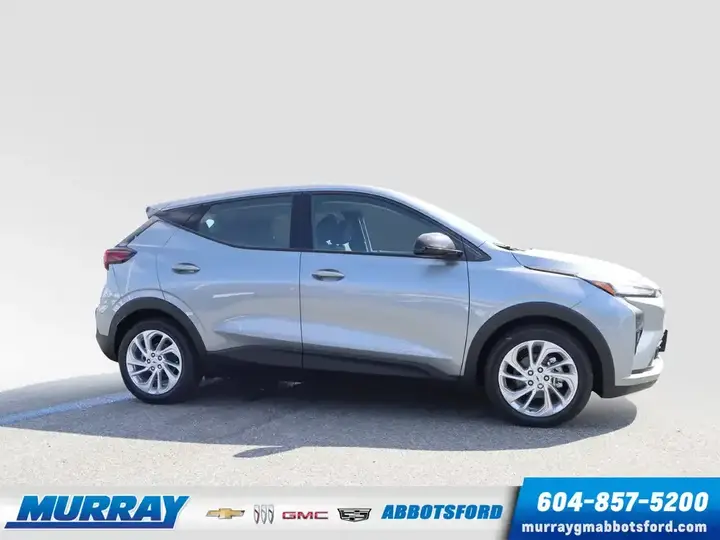 Chevrolet Bolt 2027 photo 4