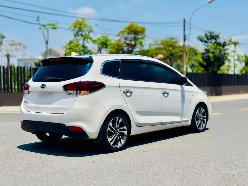 Kia Rondo 2021 photo 4