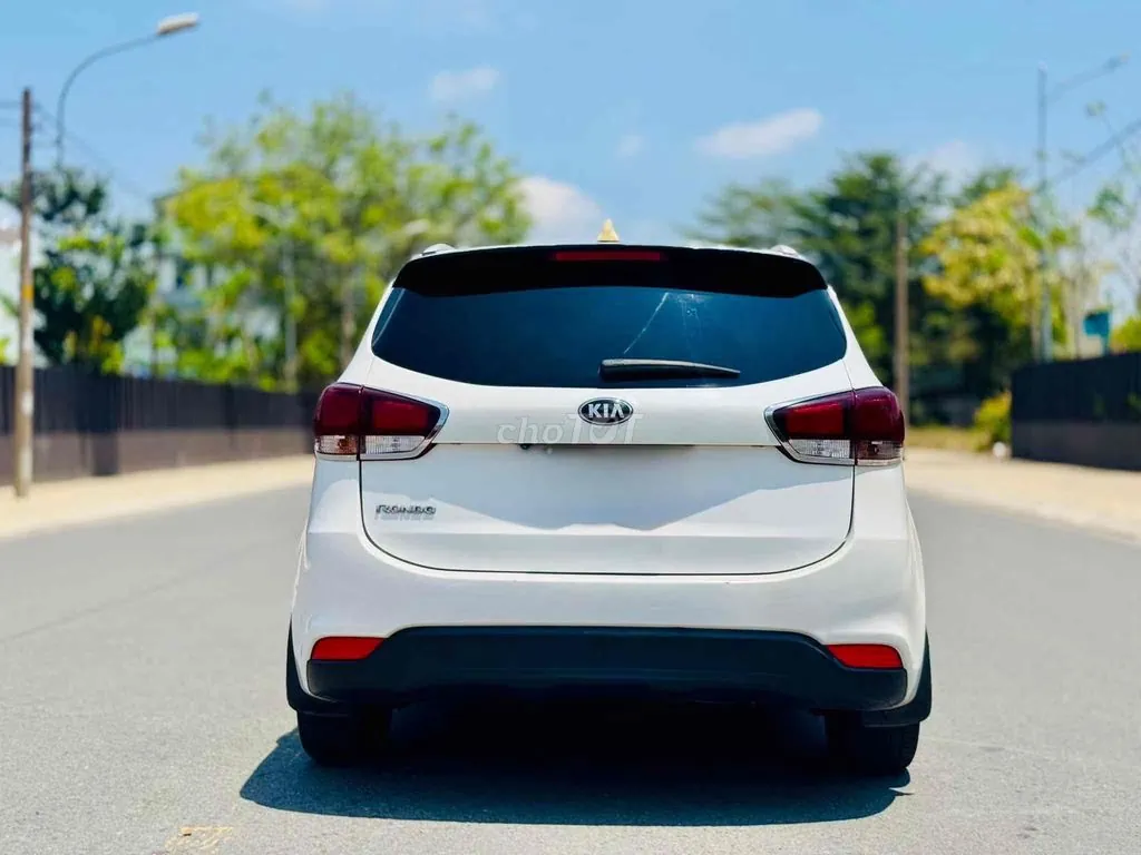 Kia Rondo 2021 photo 3