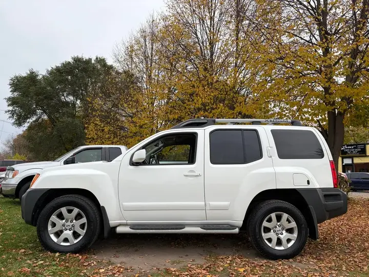 Nissan Xterra 2012 photo 3