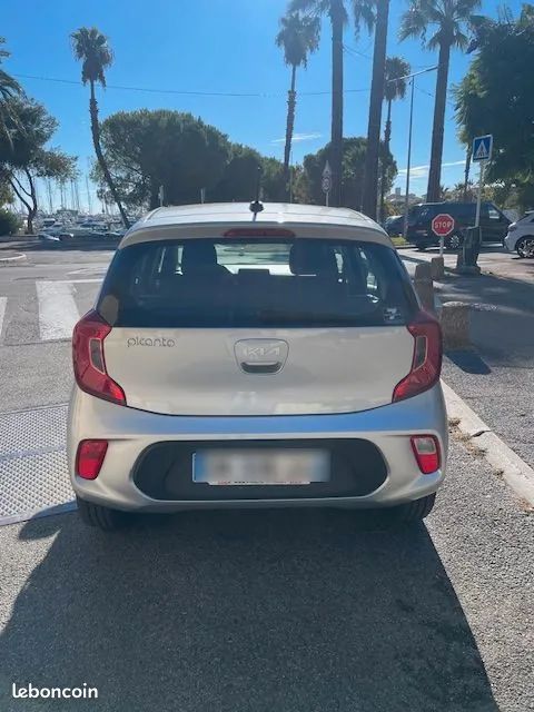 Kia Picanto 2022 photo 3
