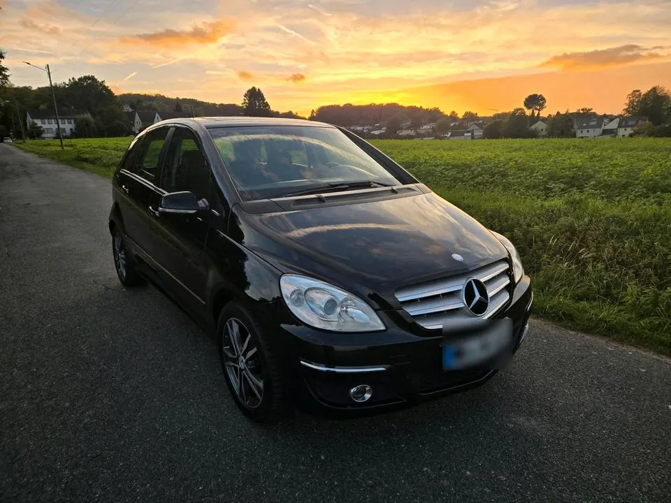 Mercedes-Benz B 160