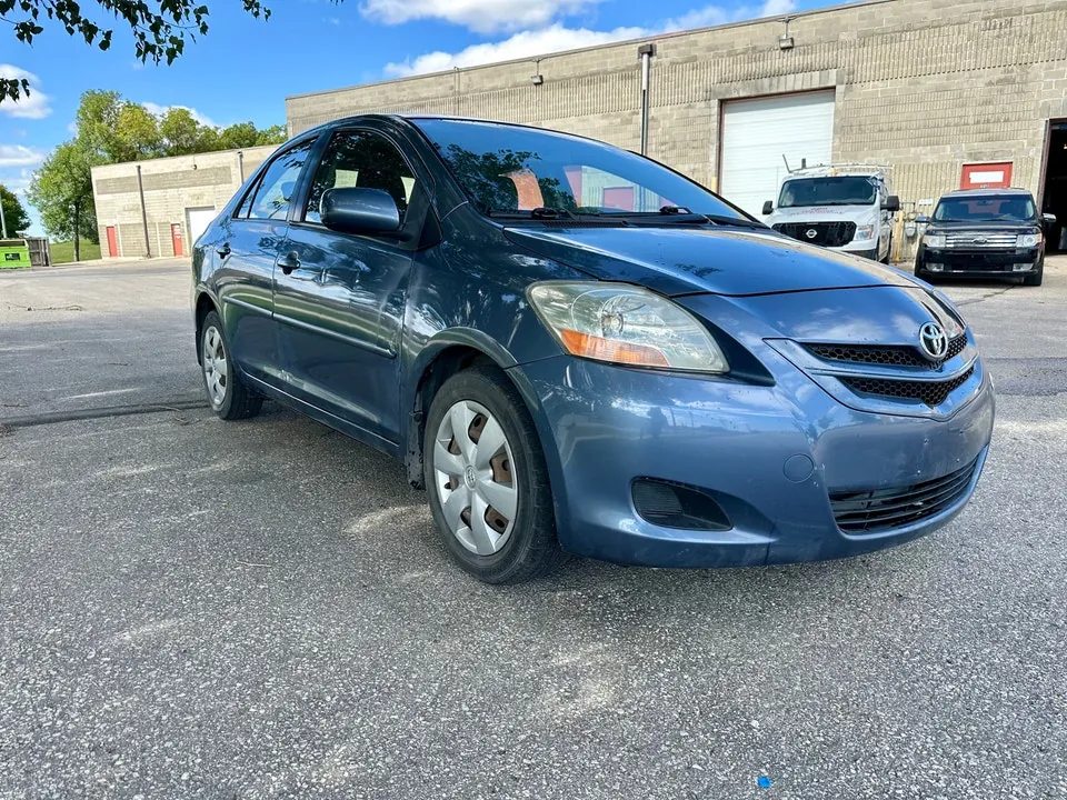 Toyota Yaris 2007 photo 3