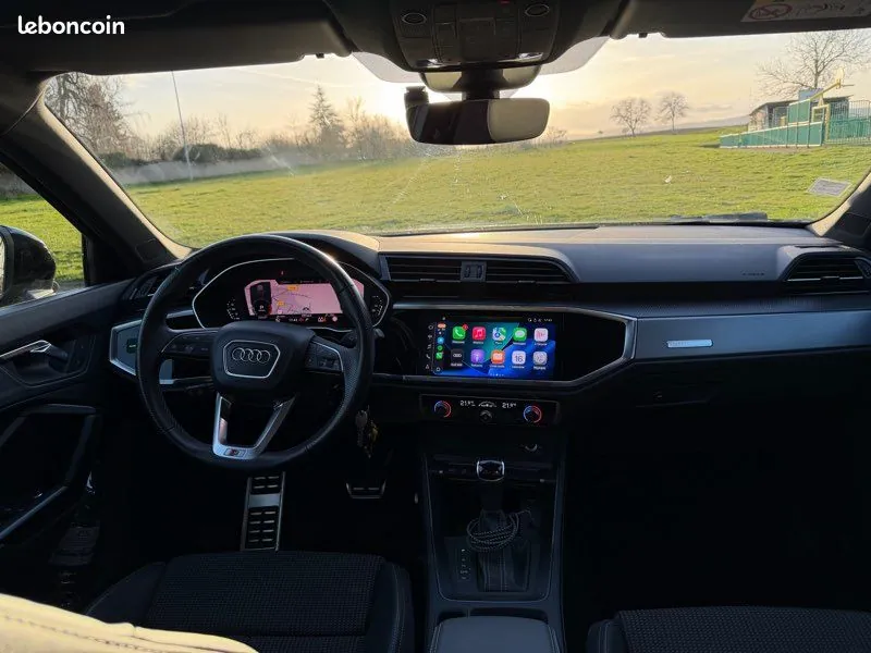 Audi Q3 2021 photo 3