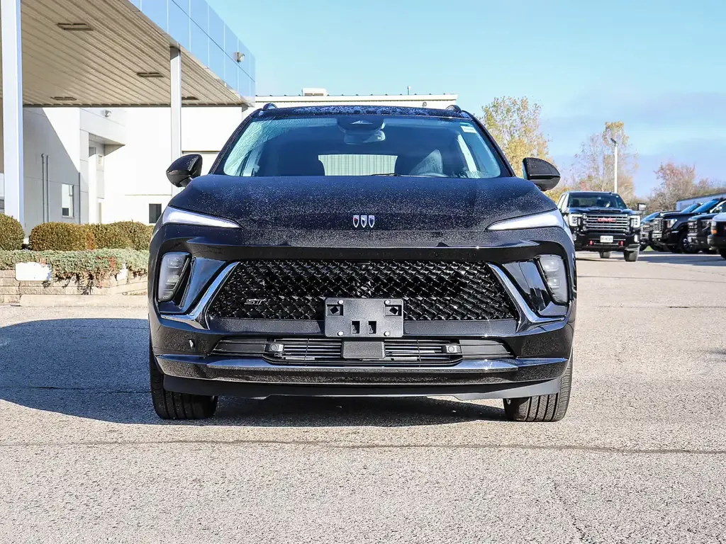 Buick Envision 2026 photo 2