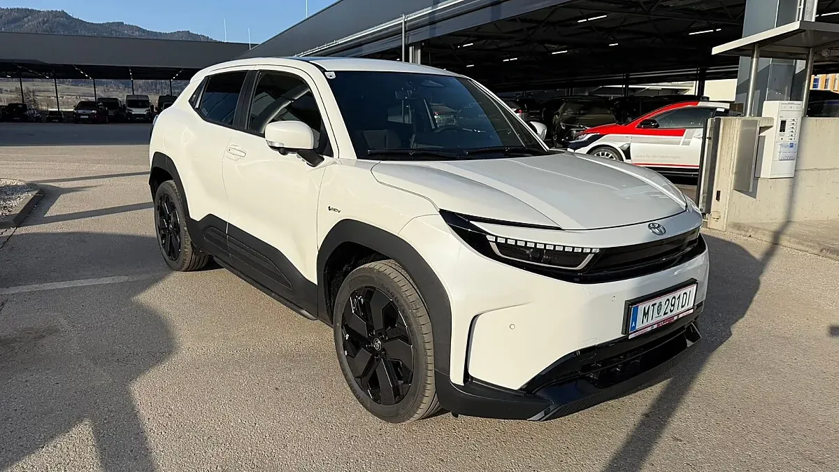 Toyota Urban Cruiser 2026 photo 2