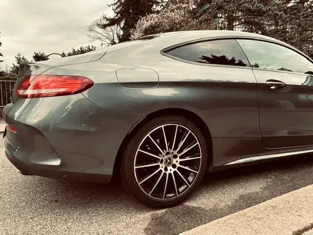 Mercedes-Benz C-Class 2018 photo 3