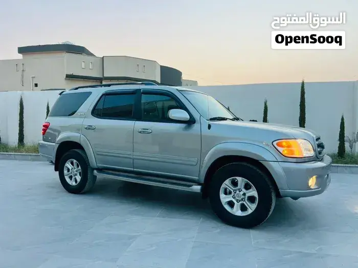 Toyota Sequoia 2004 photo 3