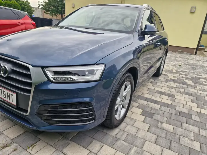 Audi Q3 2017 photo 2