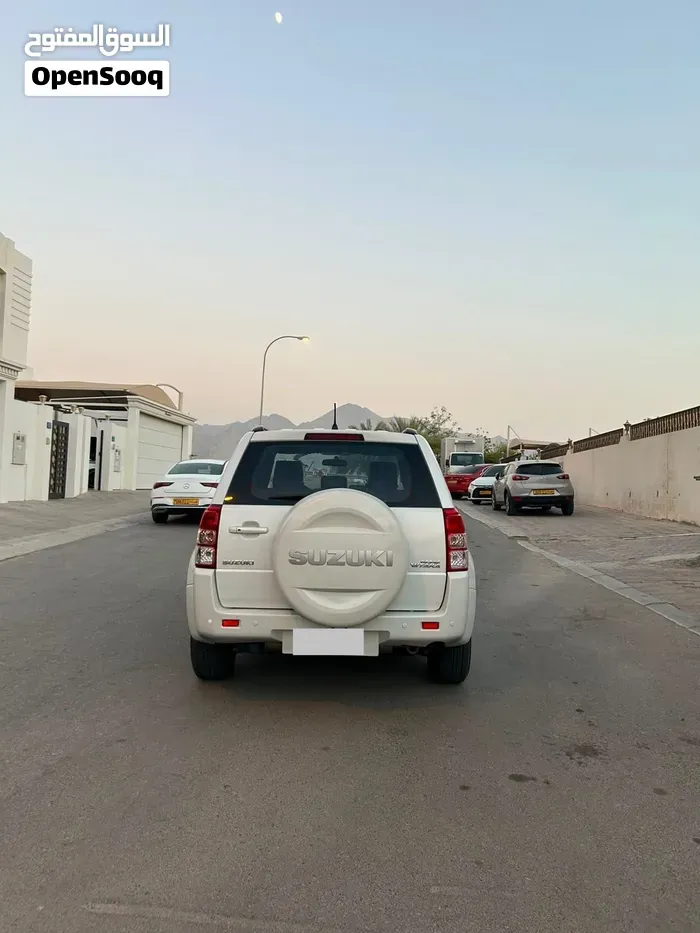 Suzuki Grand Vitara 2016 photo 2