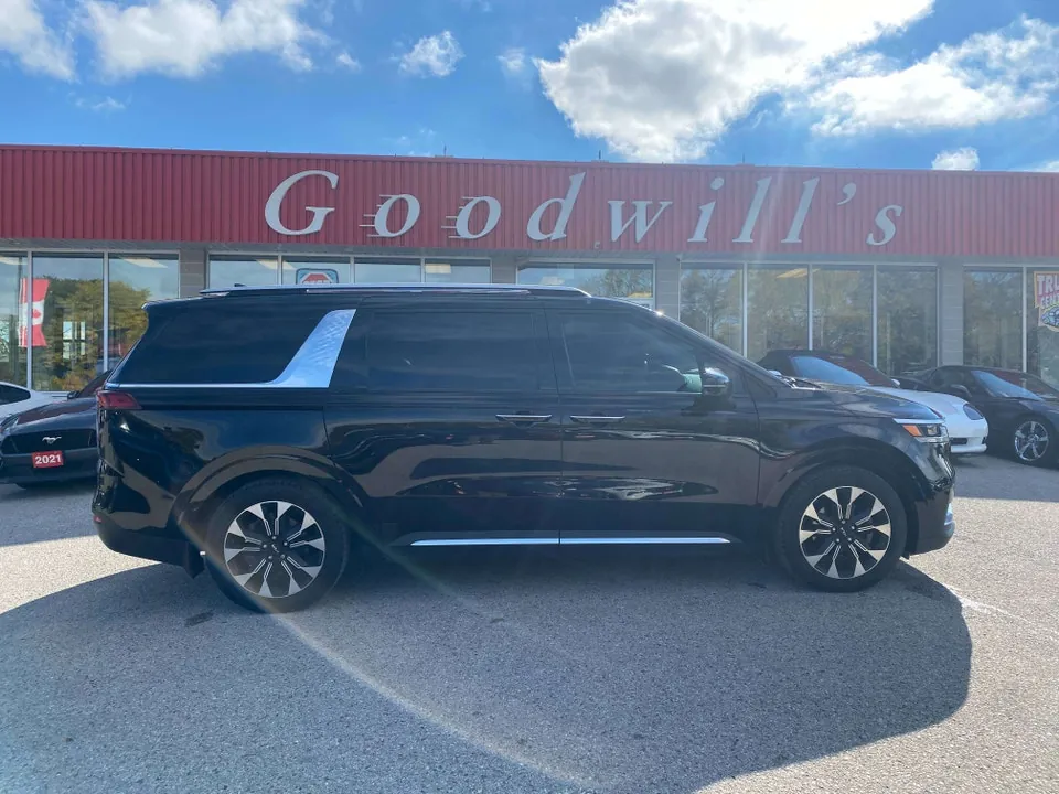 Kia Carnival