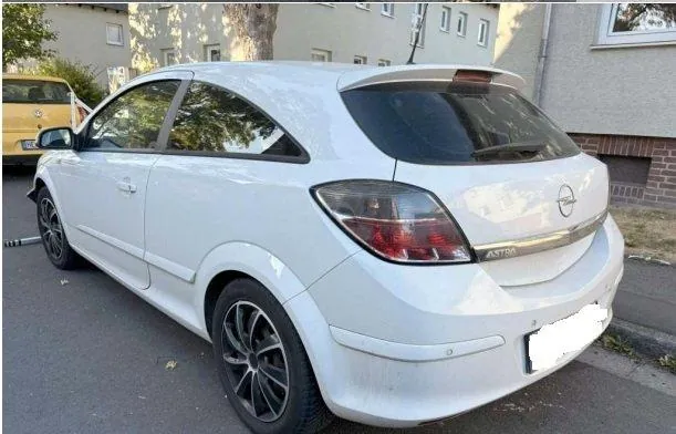 Opel Astra H Gtc