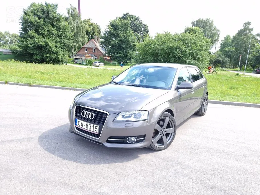 Audi A3 Sportback 2012 photo 2