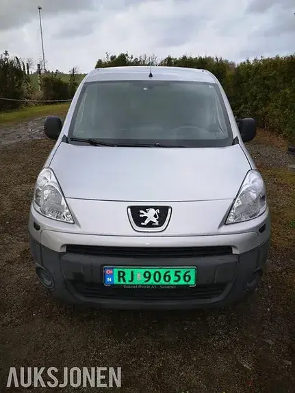 Peugeot Partner 2009 photo 2
