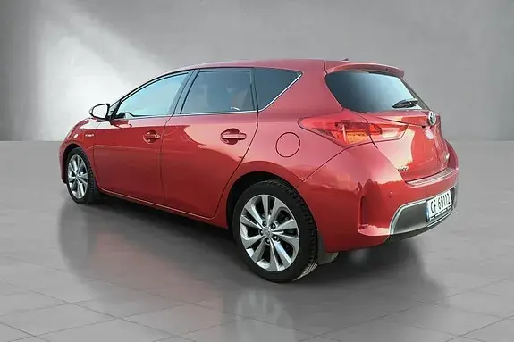 Toyota Auris 2013 photo 4