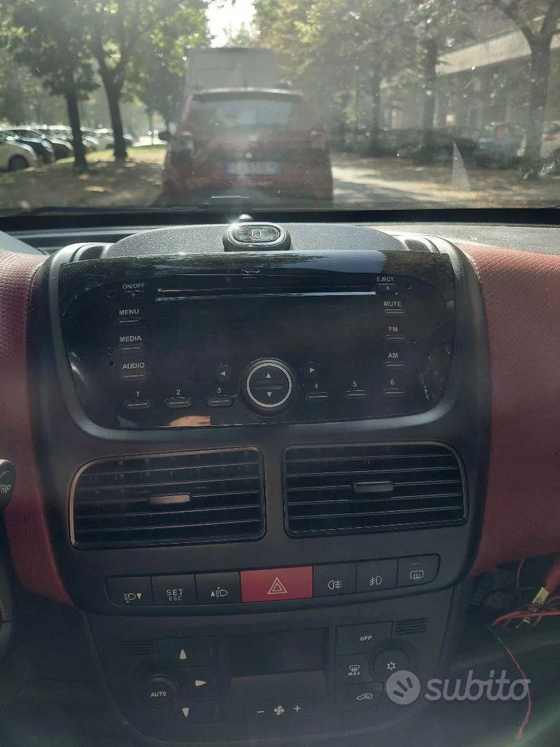 Fiat Doblò 2011 photo 4