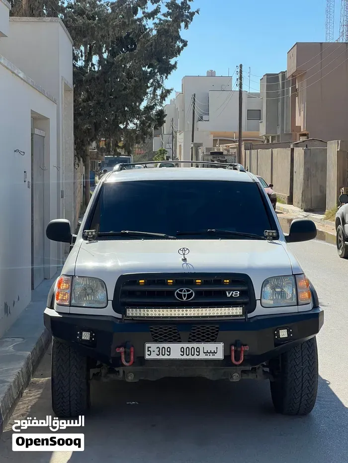 Toyota Sequoia 2003 photo 3