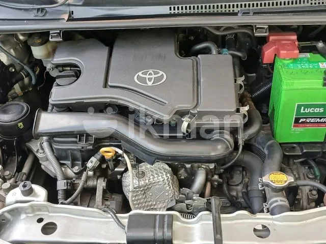 Toyota Vitz 2015 photo 4